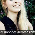 Célia 18 ans a Amiens, cherche mec avec voiture