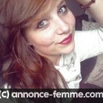 Jeune femme qui adore la vie pour relation sérieuse a Aix