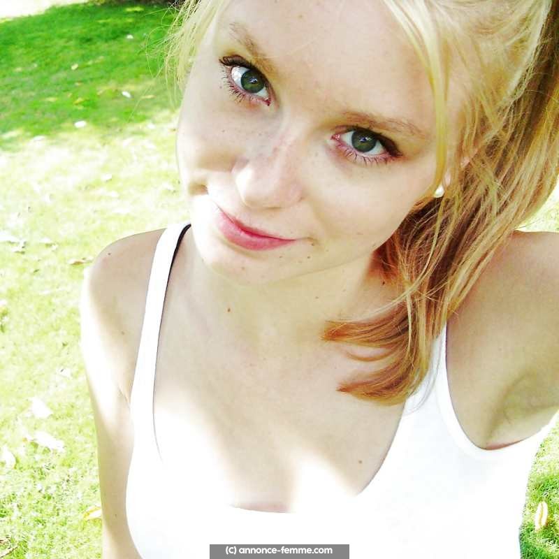 Annonce de Cynthia étudiante célibataire Brest