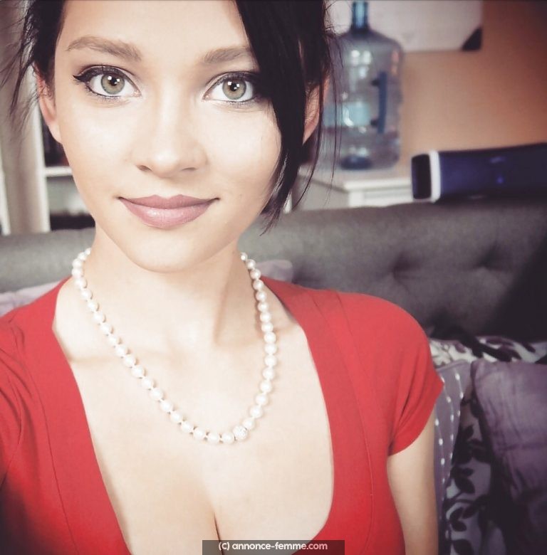 Annonce d&rsquo;une jolie fille BCBG au Mans