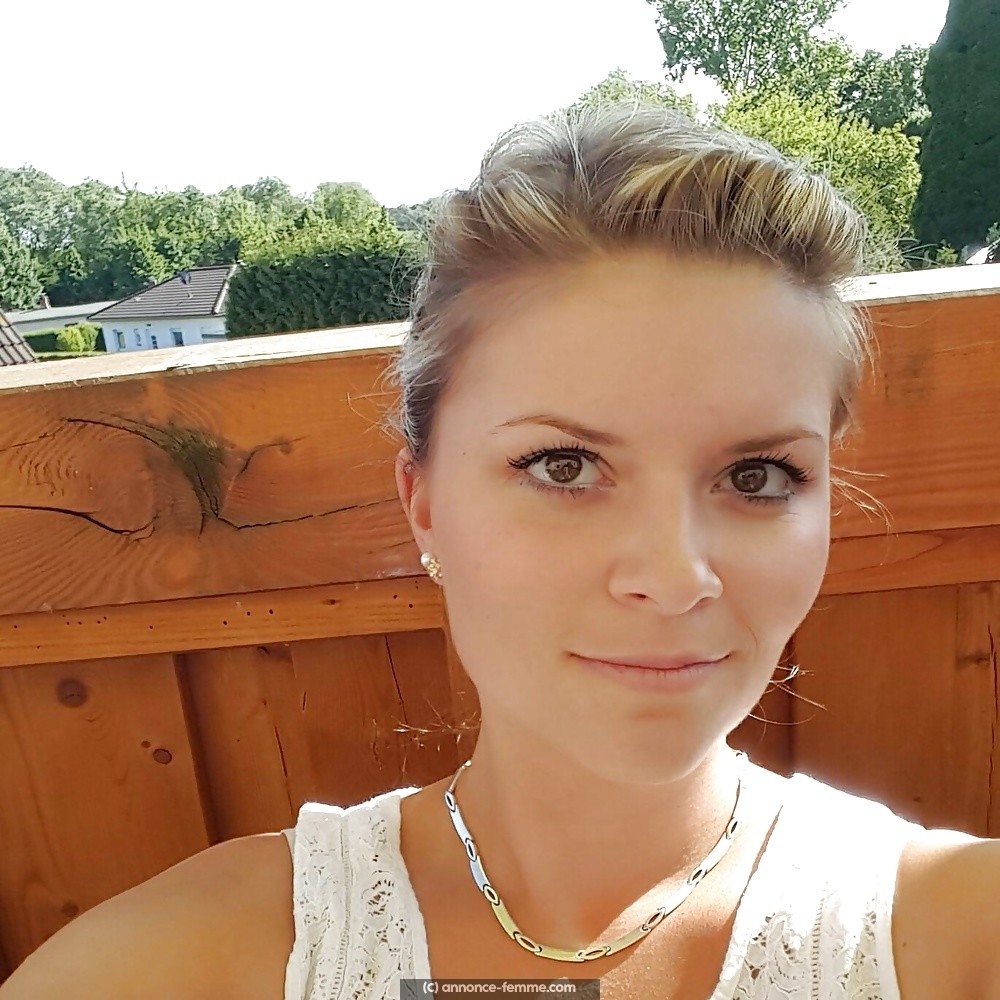 Blonde, mais pas bête je cherche une vraie alchimie