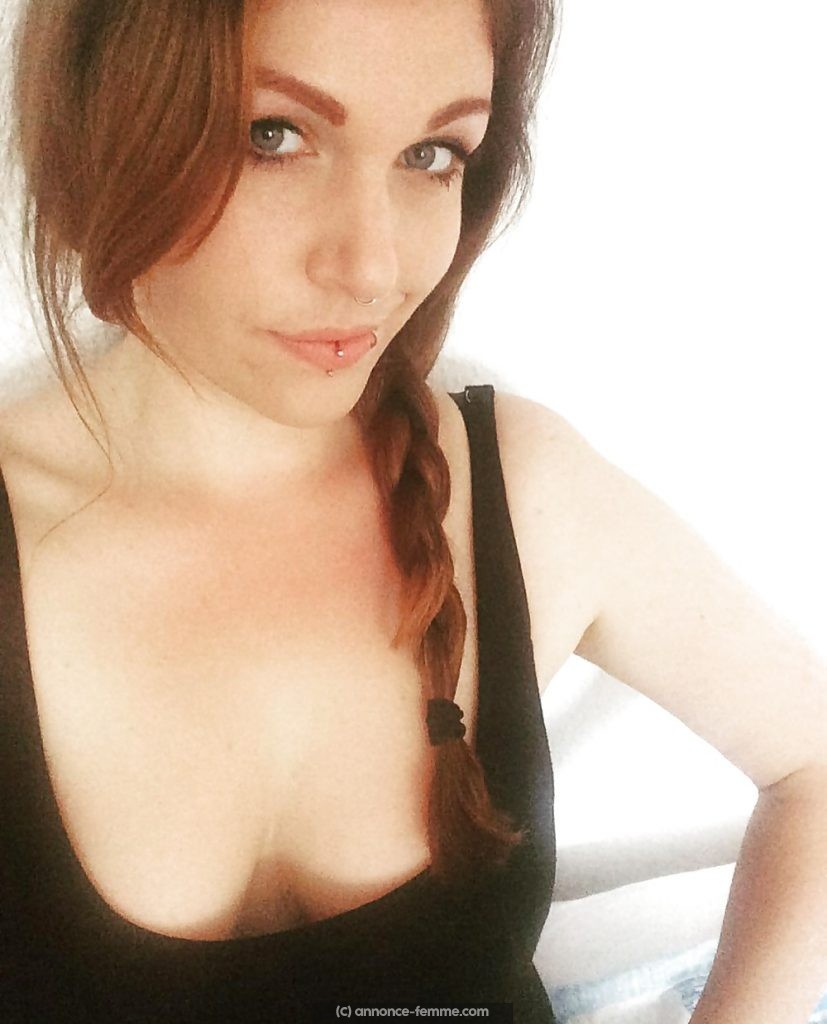 Un petit bout de femme cherchant une rencontre sincère