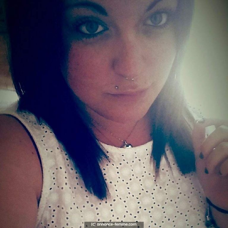 Annonce de Sacha de Mulhouse cherchant a s&rsquo;épanouir sexuellement