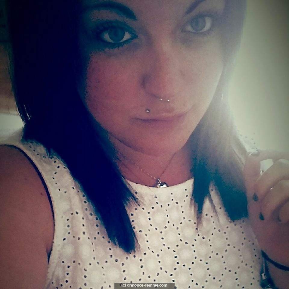 Annonce de Sacha de Mulhouse cherchant a s&rsquo;épanouir sexuellement