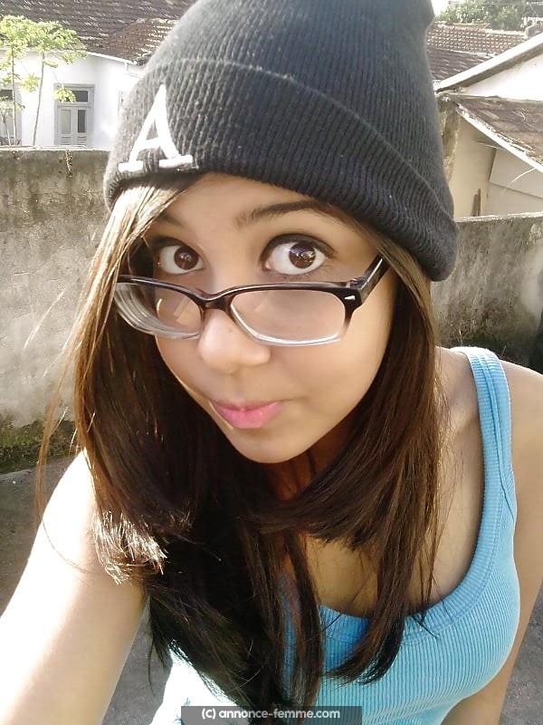 Rencontre jeune etudiante ronde a Cholet