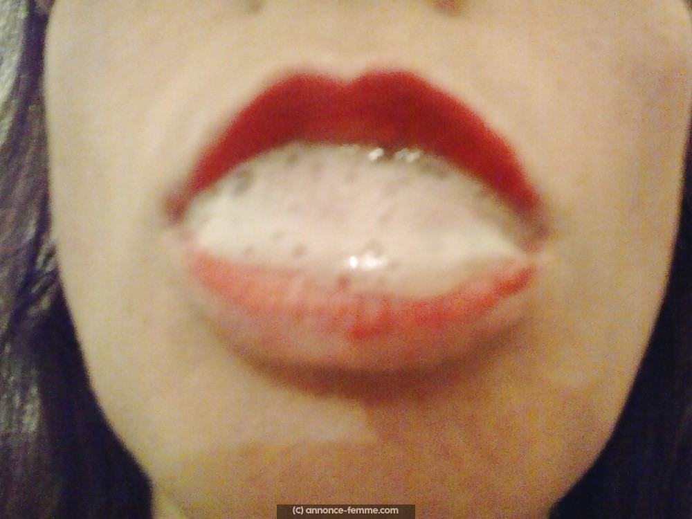 Je suce et j&rsquo;avale, uniquement hommes murs a Brest