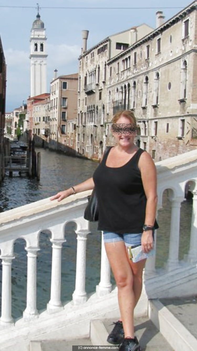Martine femme divorcée de 50 ans cherche contacts a Caen