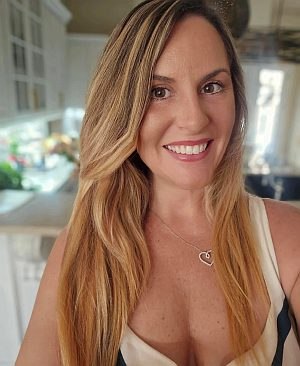 Femme mature à Poitiers cherche rencontre authentique avec homme