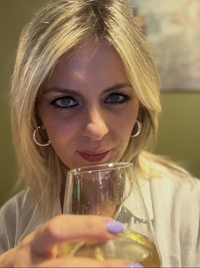 Femme mariée à Arras cherche rencontre discrète et sincère