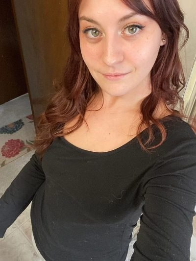 Femme à Caluire cherche rencontre pour sexe discret et complice