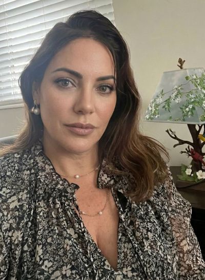 Rencontre locale à Challans avec une femme sincère et souriante