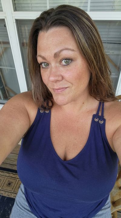 Femme seule cherche homme sincère à La Roche-sur-Yon