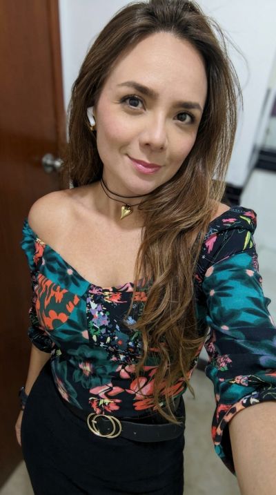 Femme assurée cherche rencontre locale sensuelle à Château-Gontier