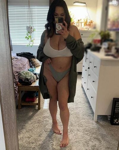 Femme divorcée coquine cherche rencontre sensuelle à Saint-Pierre-des-Corps