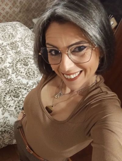 Femme disponible à Dreux cherche rencontre sérieuse avec homme