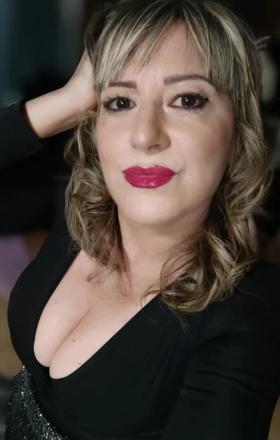 Femme disponible à Fleury-les-Aubrais cherche rencontre sérieuse