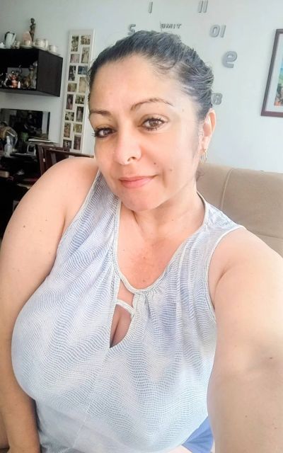 Femme chaude à Poitiers cherche plan cul ce soir pour du plaisir immédiat