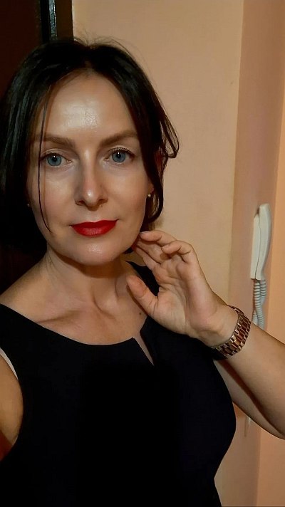 Célibataire chaude à Colombes cherche rencontre discrète et sincère