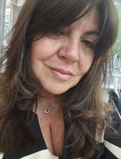 Femme célibataire à Olivet cherche rencontre coquine gratuite ce soir