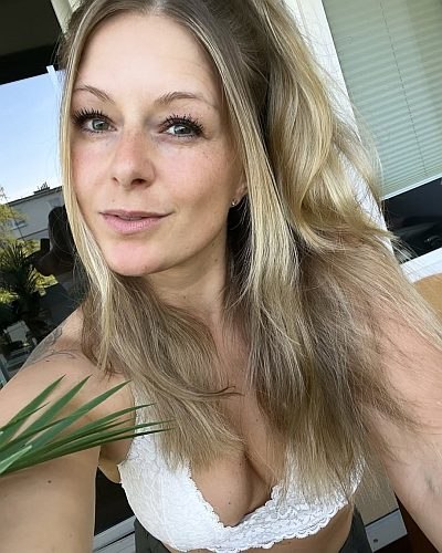 Femme chaude à Agen cherche rencontre discrète avec homme