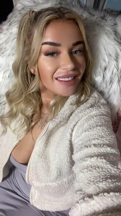 Célibataire libertine à Pau cherche rencontres sans prise de tête