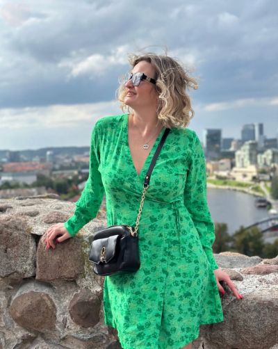 Rencontre femme seule à Pessac, célibataire en quête de sincérité