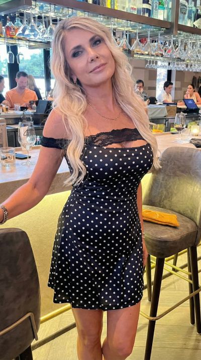 Femme cherche liaison discrète avec homme à Vitré