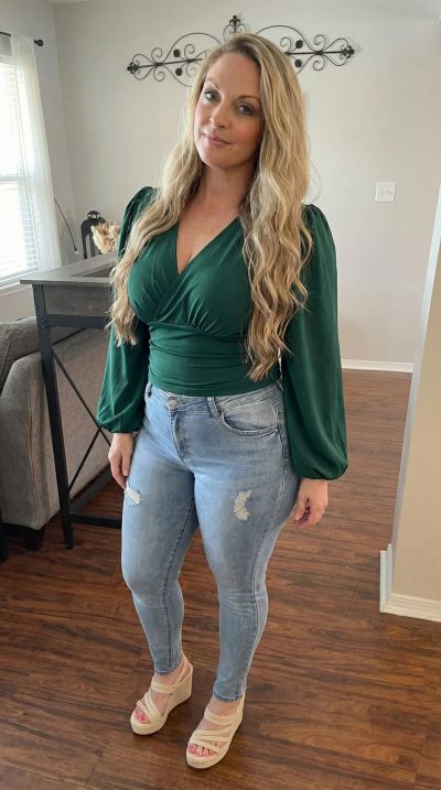 Femme chaude à Rezé cherche rencontre discrète et passionnée