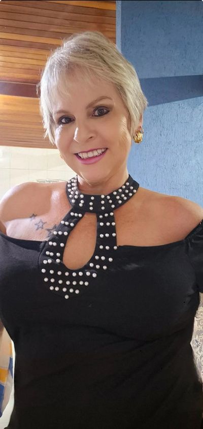Femme séduisante cherche rencontre sincère à Évreux