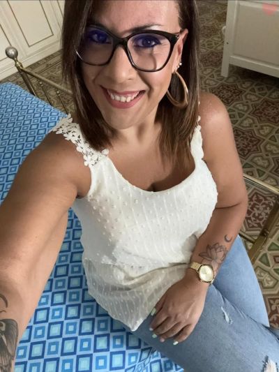 Femme cougar à Montbéliard cherche compagnie agréable et discrète