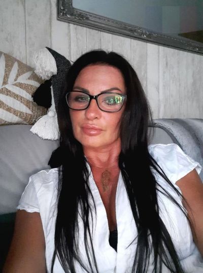 Rencontre coquine gratuite avec une femme sensuelle à Quimper