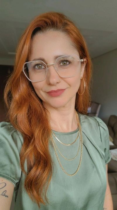 Femme assurée cherche rencontre adulte sensuelle à Vitré