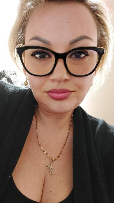 Femme mature sensuelle à Petit-Quevilly cherche rencontre complice