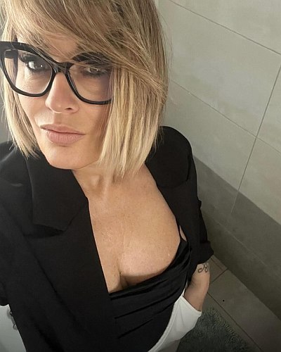 annonce femme - Pontivy - Cougar de Pontivy cherche jeune mec pour rdv salope et massages intenses